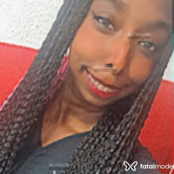 Acompanhante Sarah - Feed