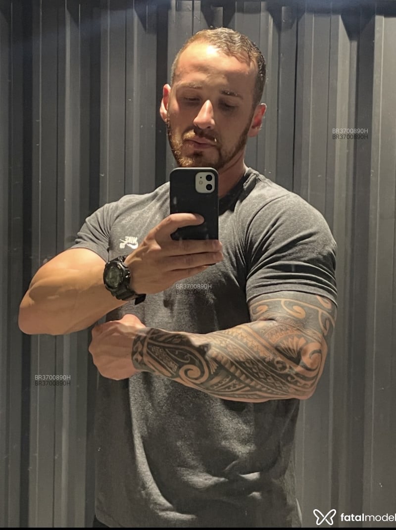 Acompanhante Matheus - Feed