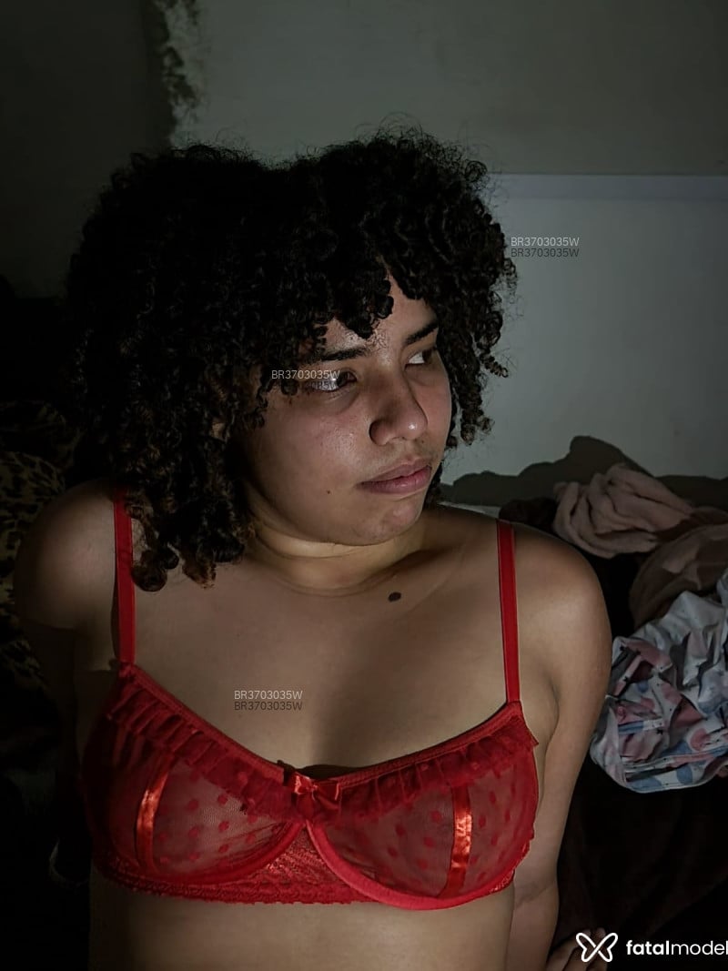 Acompanhante Morena - Feed