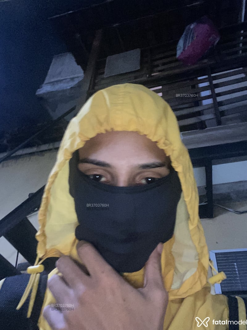 Acompanhante Henrique - Feed