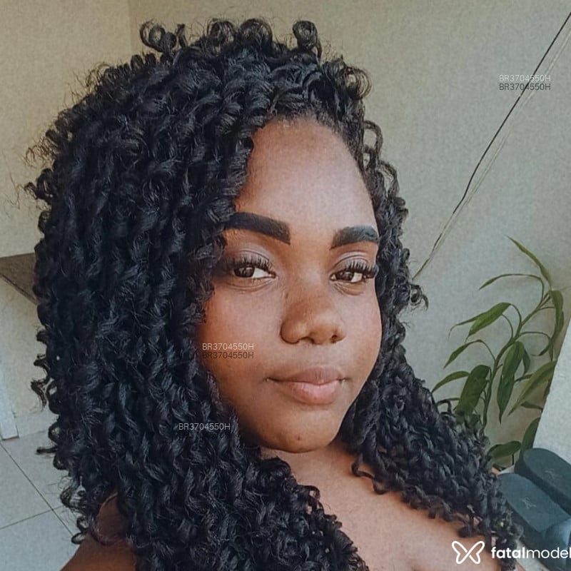 Acompanhante Preta - Feed
