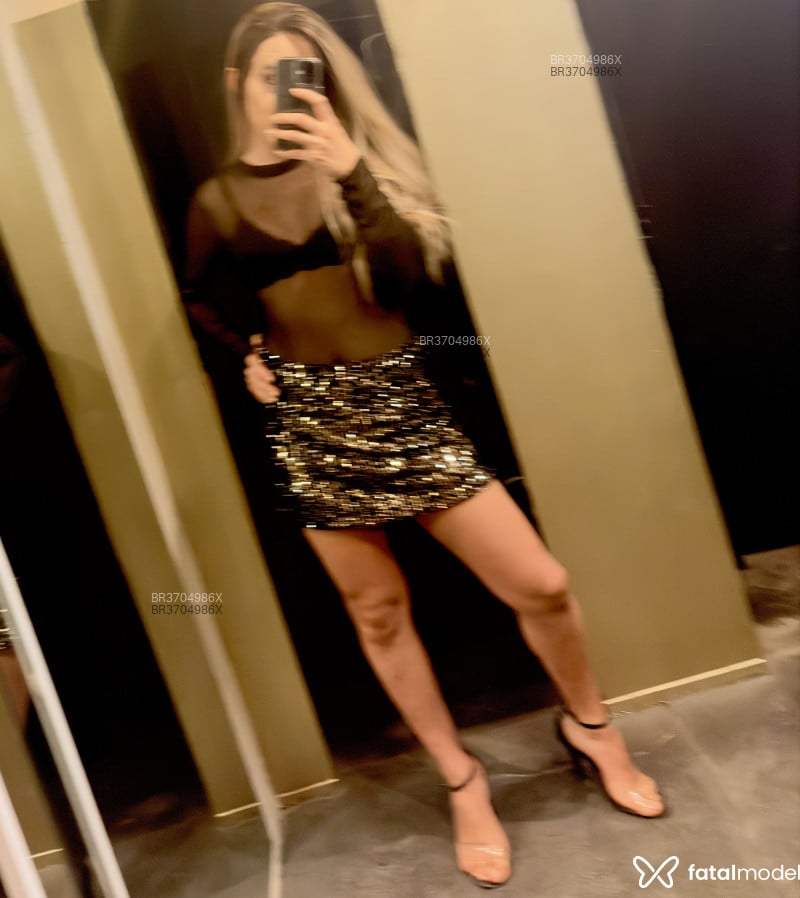 Acompanhante Chloe - Feed