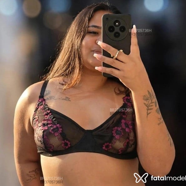 Acompanhante Helena Ribeiro - Feed