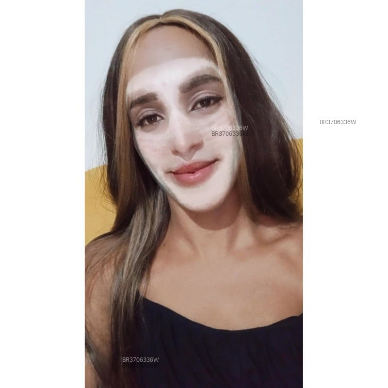 Acompanhante Layra Leal - Feed