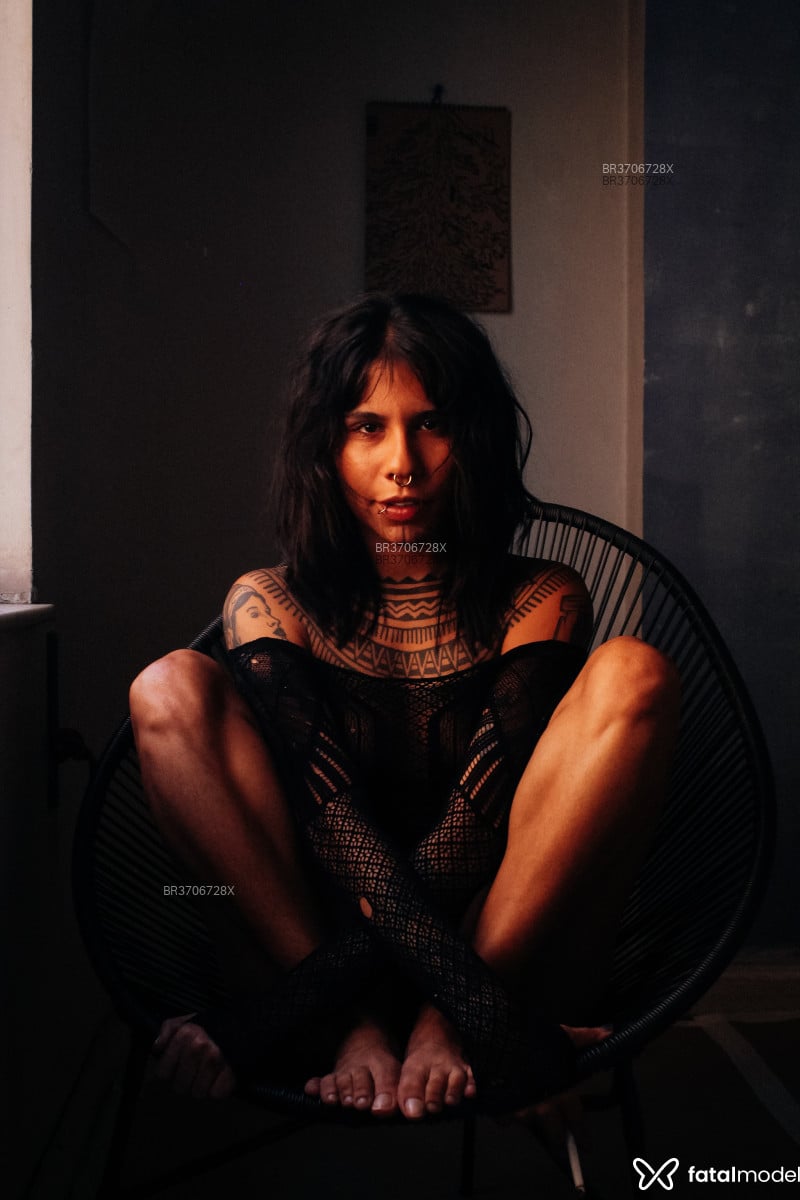 Acompanhante Ynawe - Feed