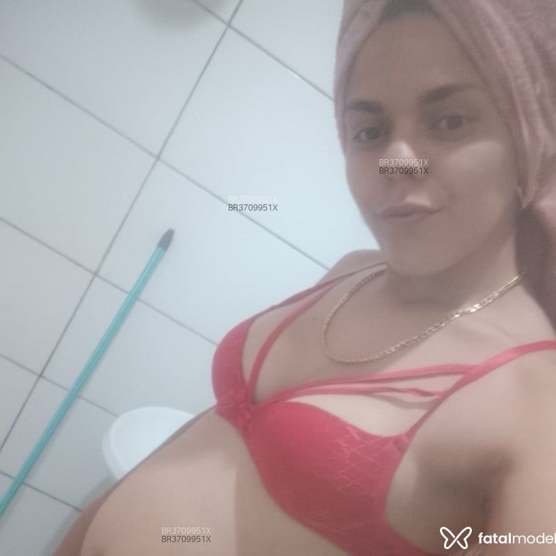 Acompanhante Ester Nogueira - Feed