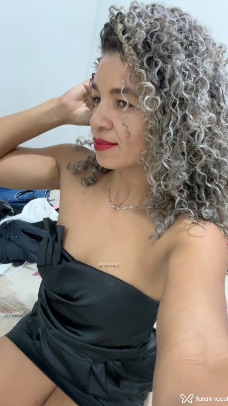 Acompanhante Mirela - Feed