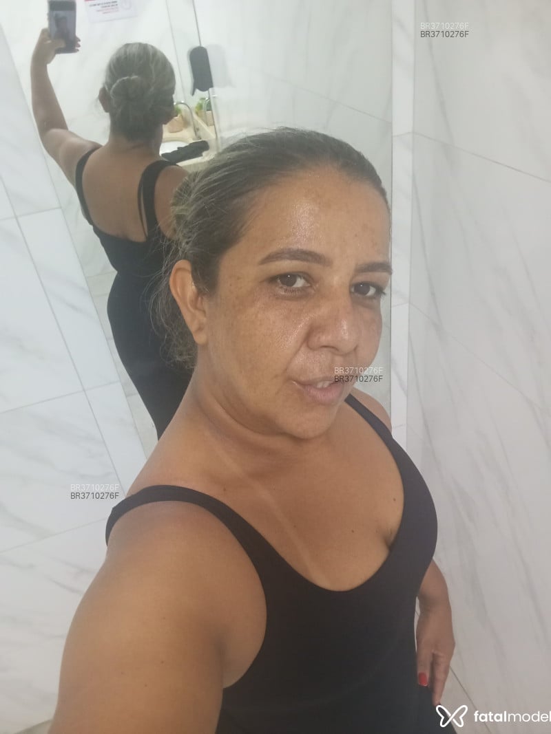 Acompanhante Morena - Feed