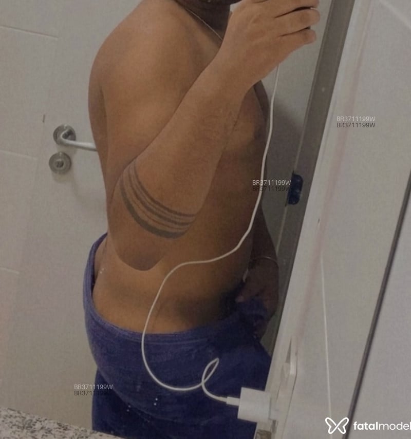 Acompanhante Le Alves - Feed