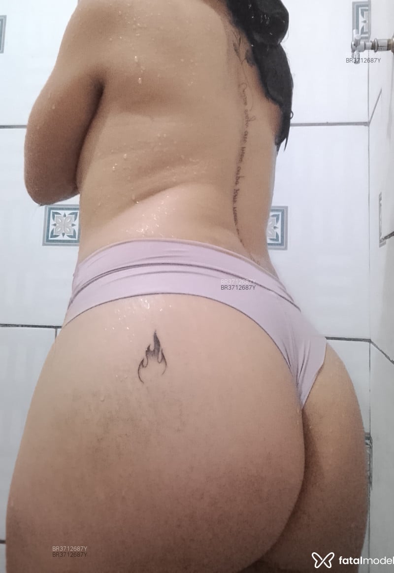 Acompanhante Larissa Soares - Feed