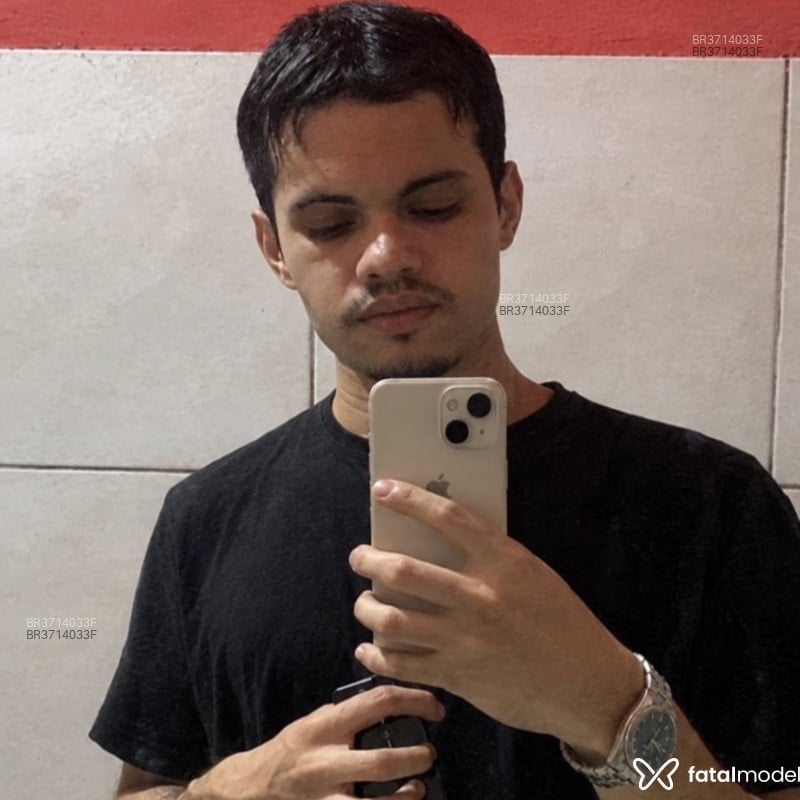 Acompanhante Mateu - Feed