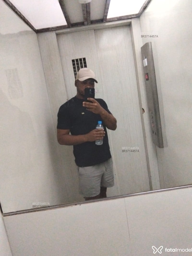 Acompanhante Luizz - Feed