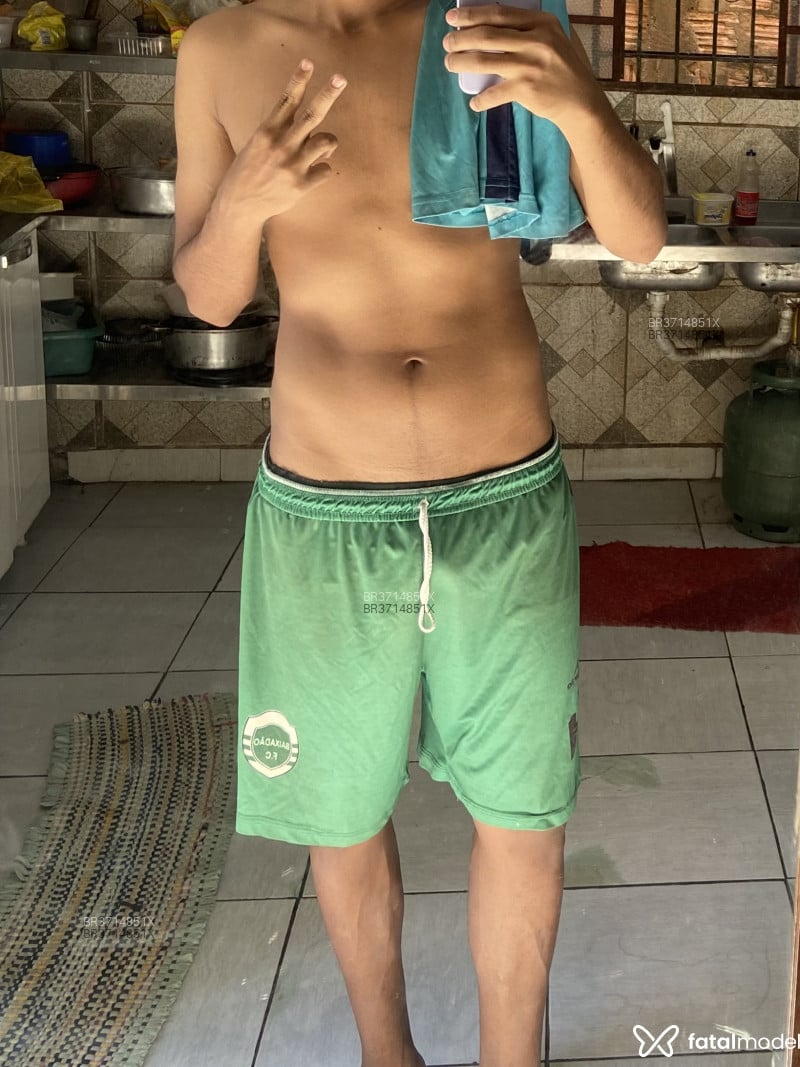 Acompanhante Neguinho - Feed