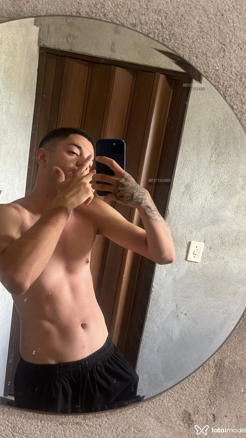 Acompanhante Miguel - Feed