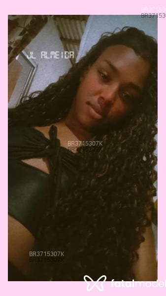 Acompanhante Julia - Feed