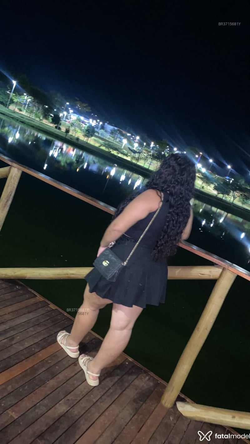 Acompanhante Morena - Feed
