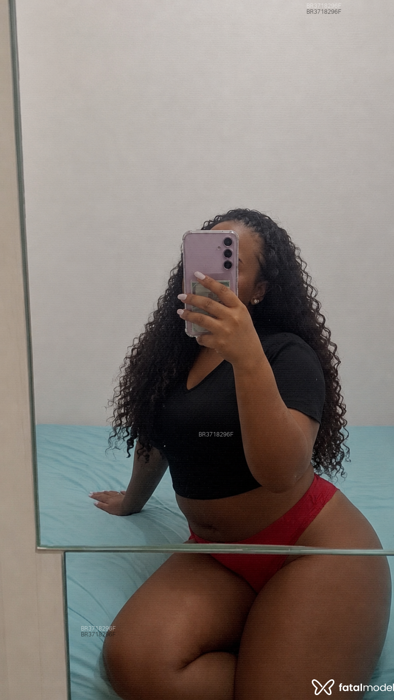 Acompanhante Aninha - Feed