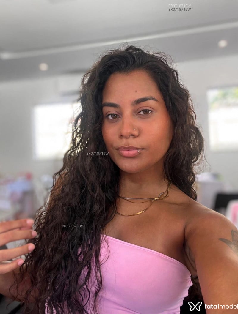 Acompanhante Cleo Hathor - Feed