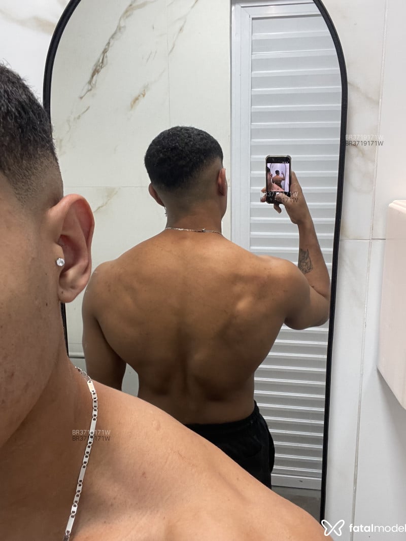Acompanhante Michaelbjordan - Feed