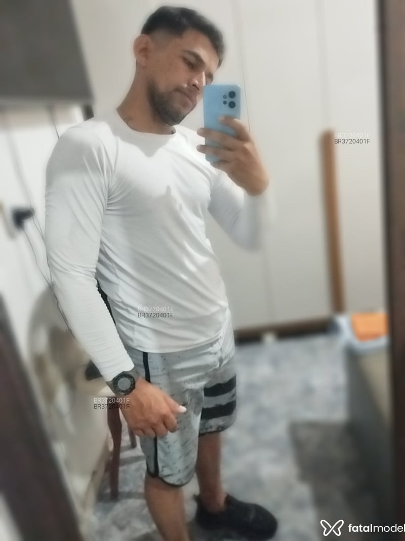 Acompanhante Kauã Brito - Feed