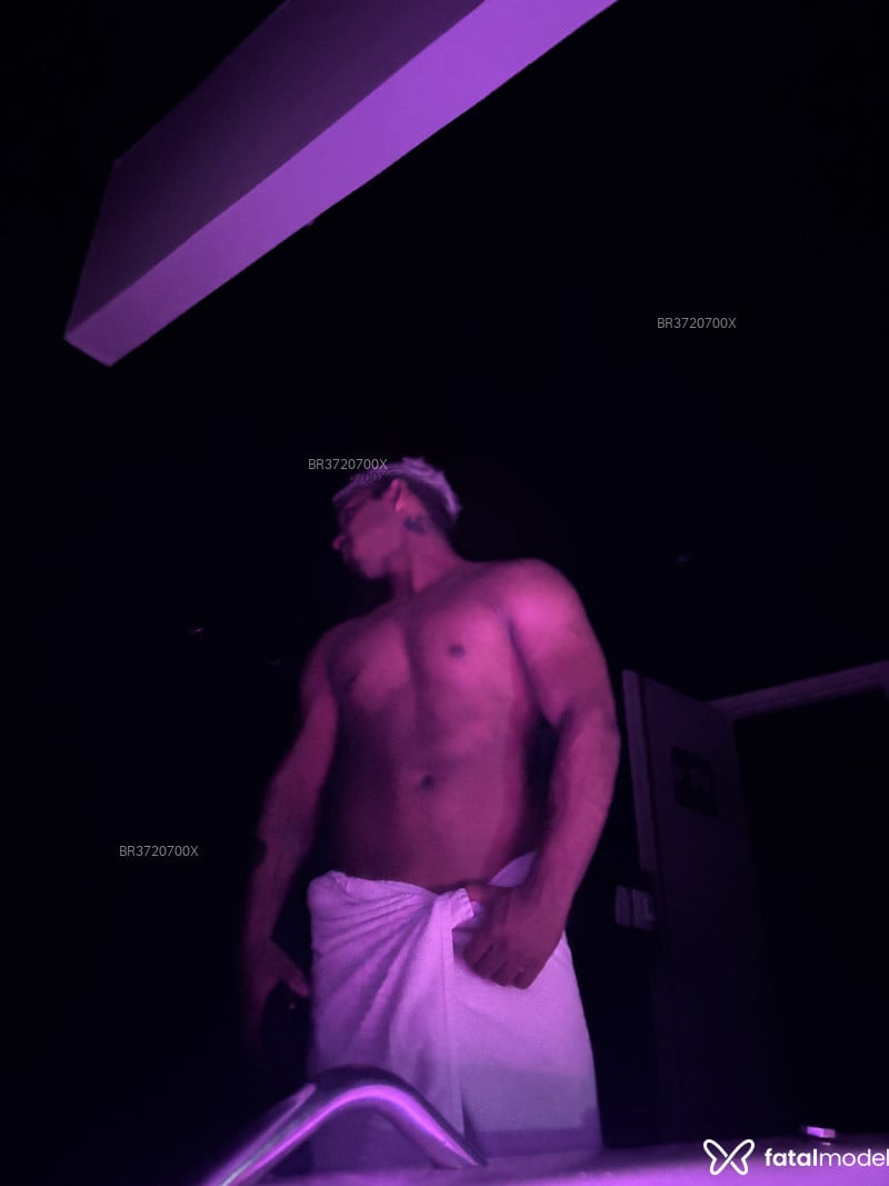 Acompanhante Victor Souza - Feed