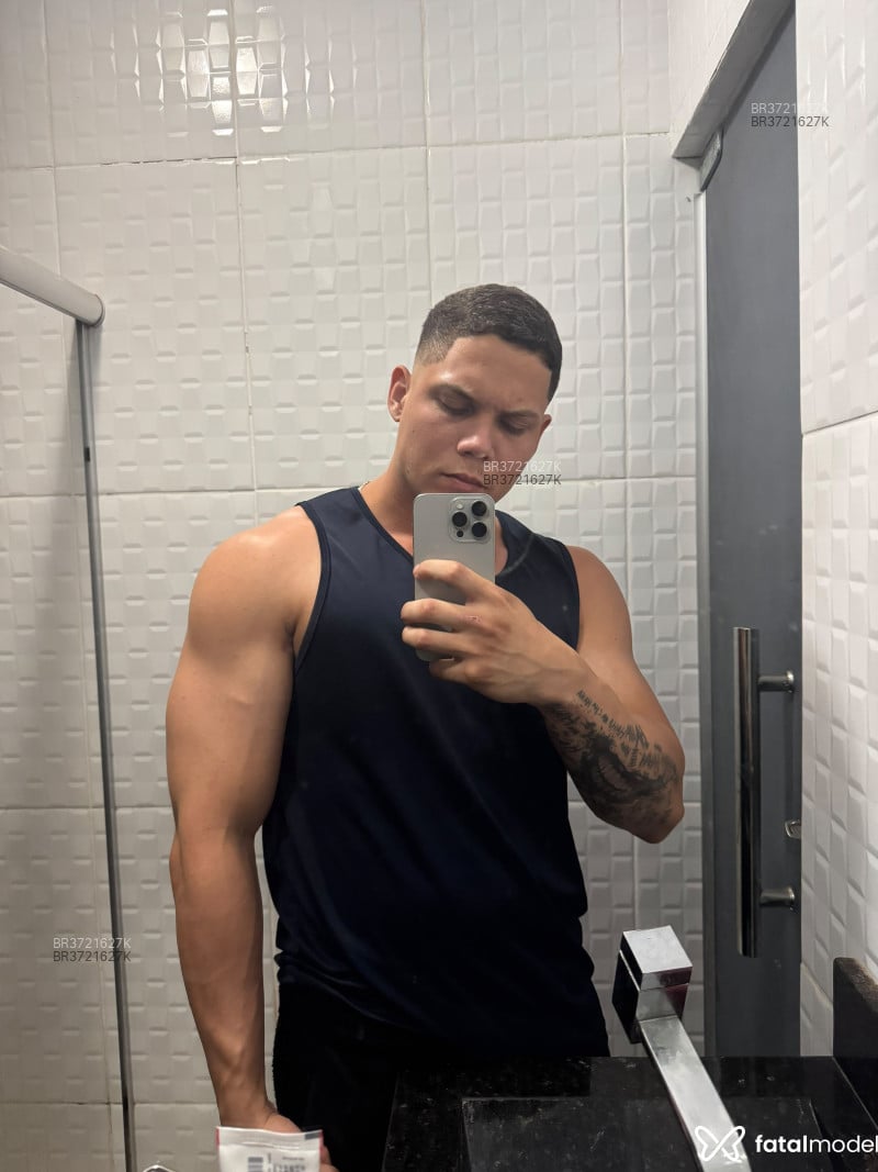 Acompanhante Lucão - Feed