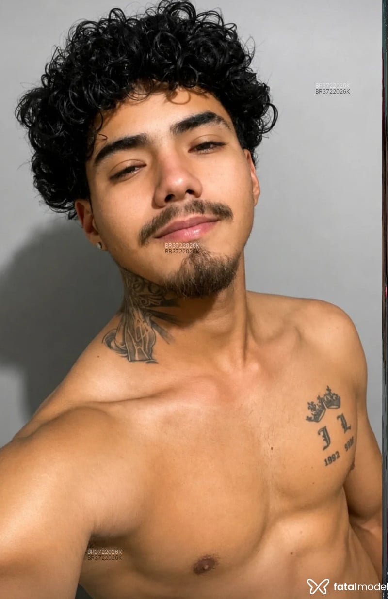 Acompanhante Vinicius - Feed