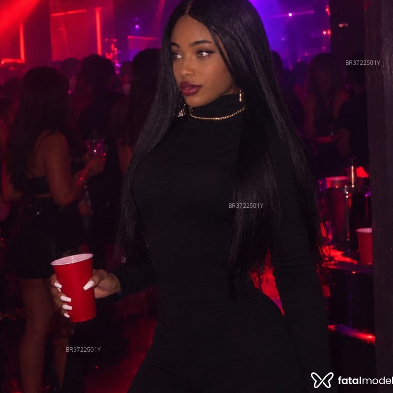 Acompanhante Ebony Rodrigues - Feed