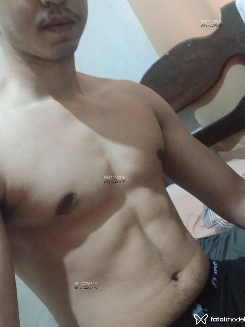Acompanhante Vinicius - Feed