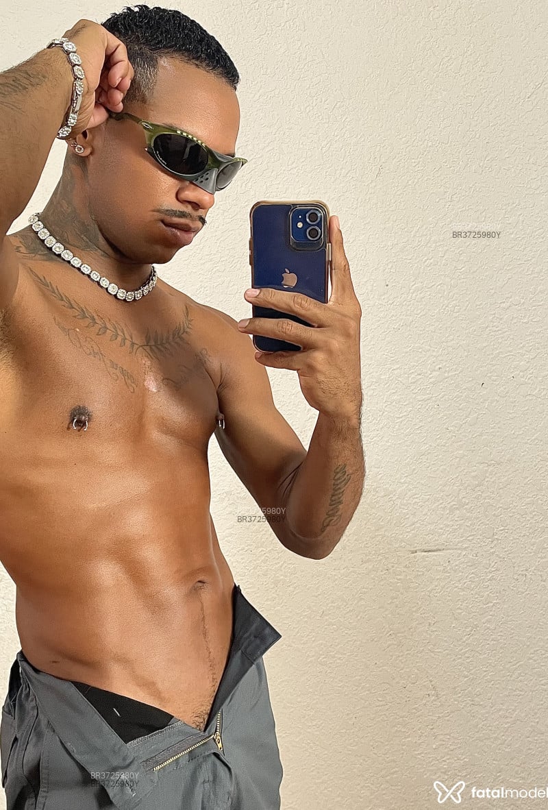 Acompanhante Marcelo Leite - Feed