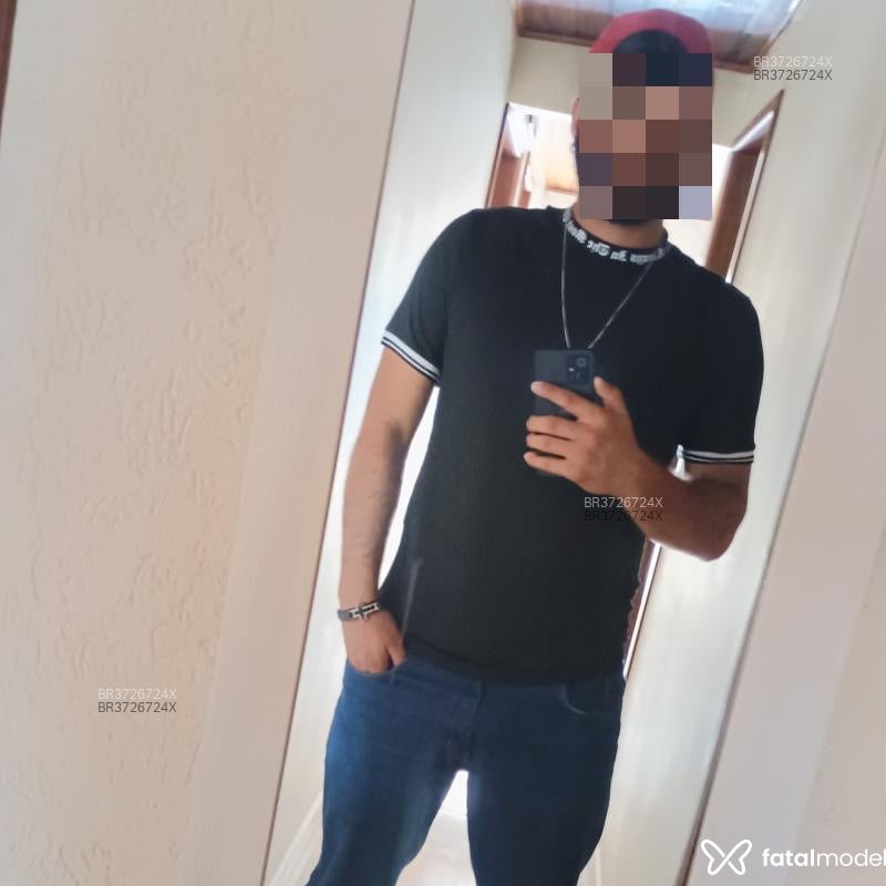 Acompanhante Paulo Henrique - Feed