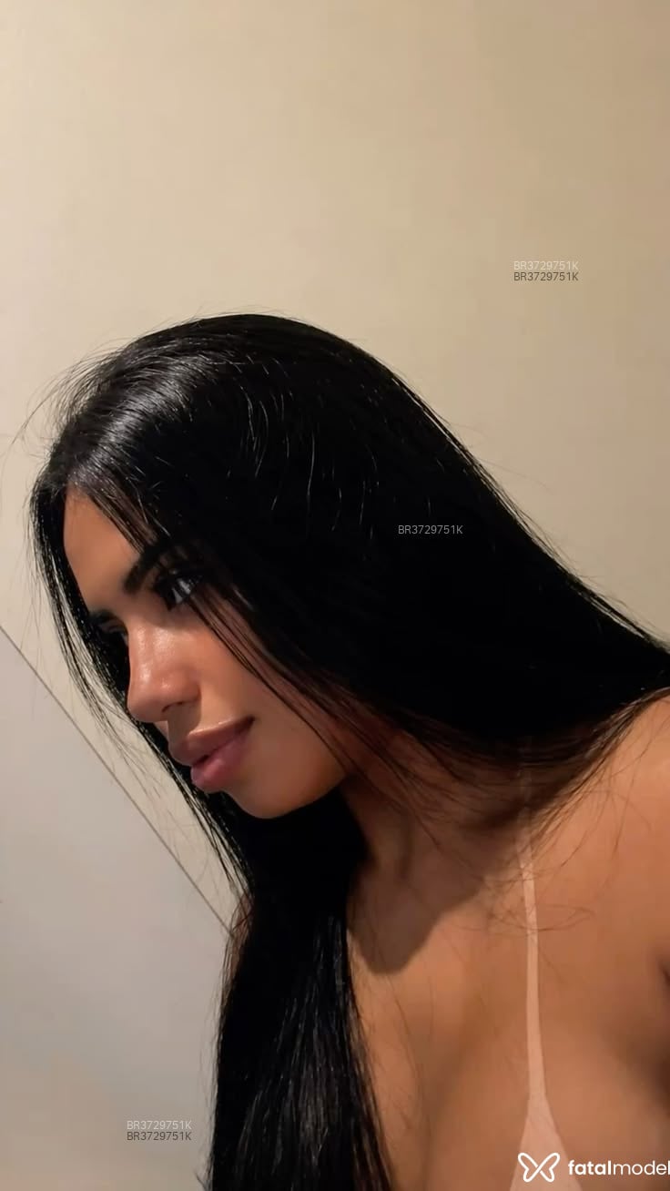 Acompanhante Letícia - Feed