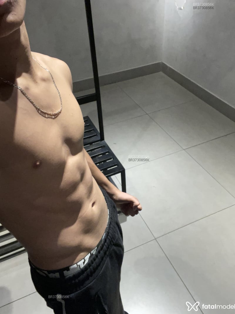 Acompanhante Thiago Paz - Feed