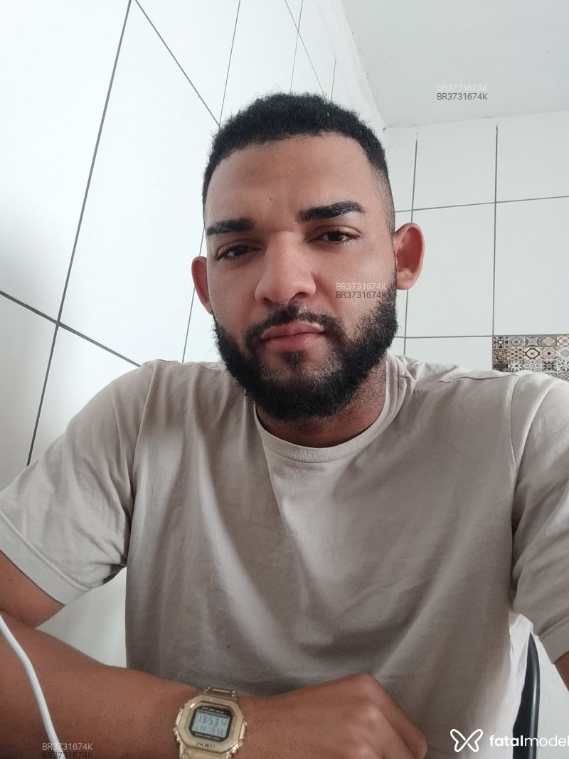 Acompanhante Vinícius - Feed