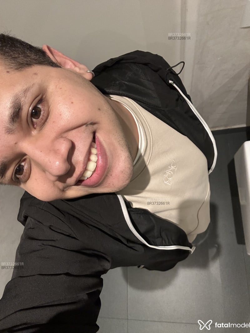 Acompanhante Alejandro - Feed