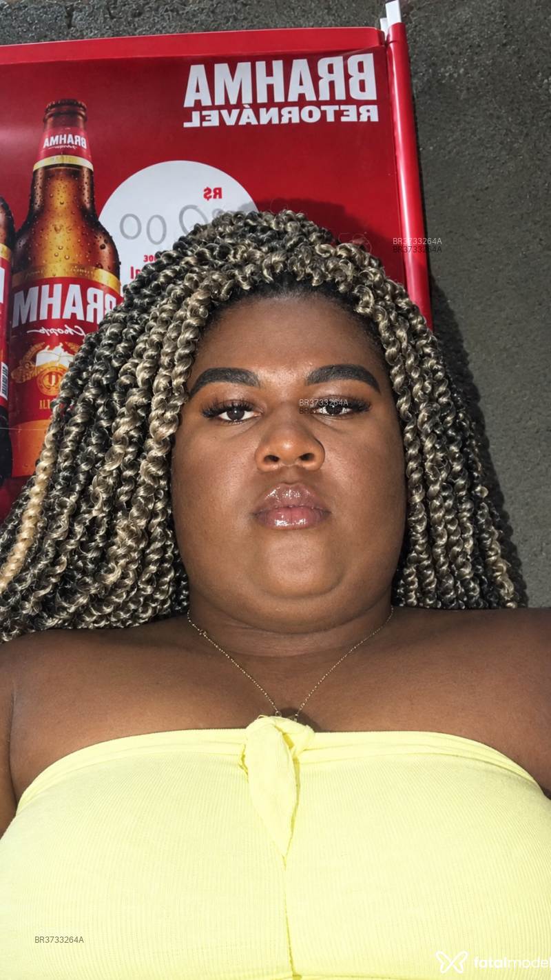 Acompanhante Sarha Rebecca - Feed