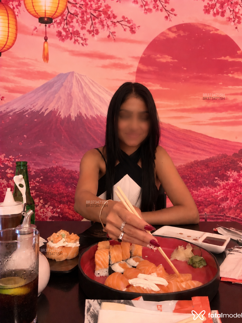 Acompanhante Larissa - Feed
