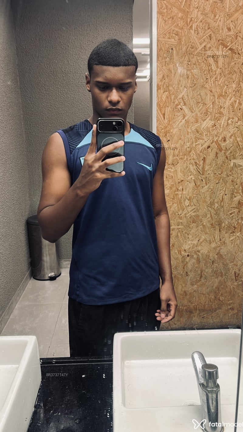 Acompanhante Matheus - Feed