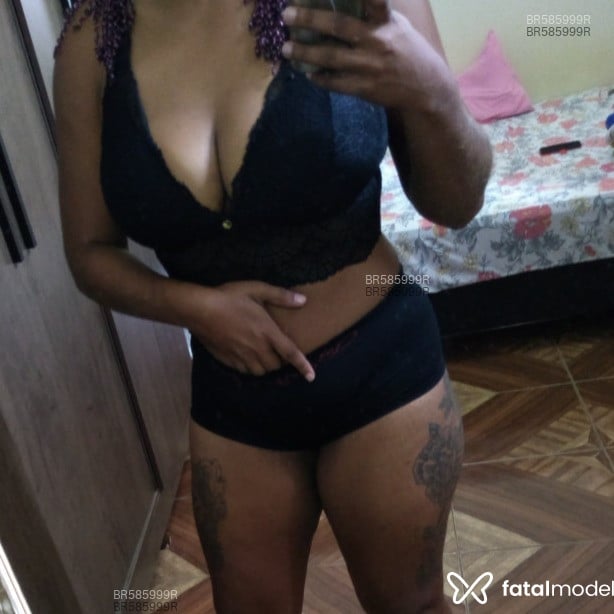 Acompanhante Nicoly - Feed