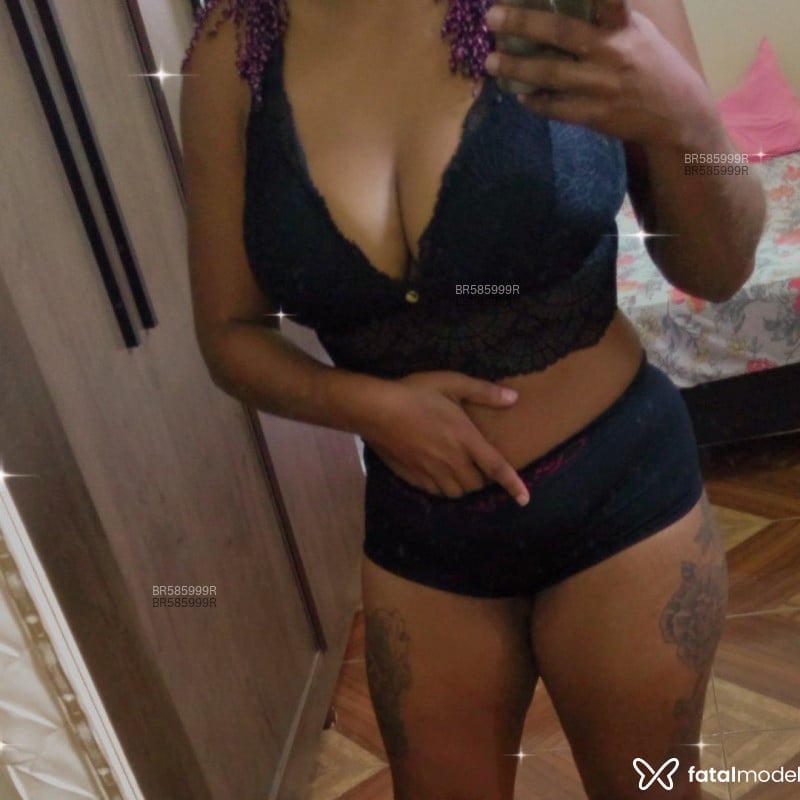 Acompanhante Nicoly - Feed