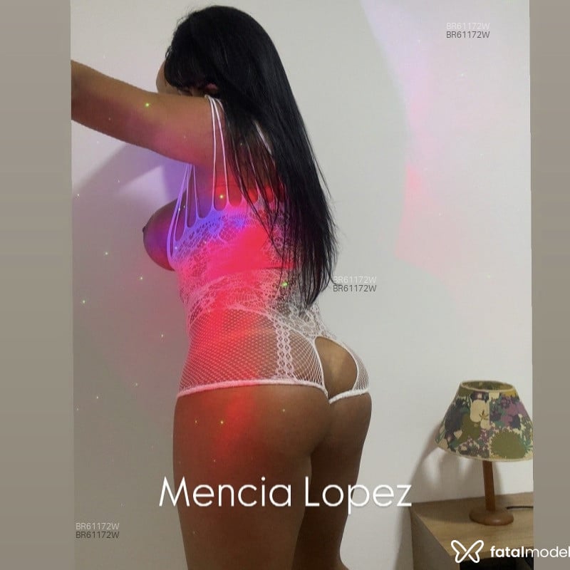 Acompanhante MENCÍA - Feed