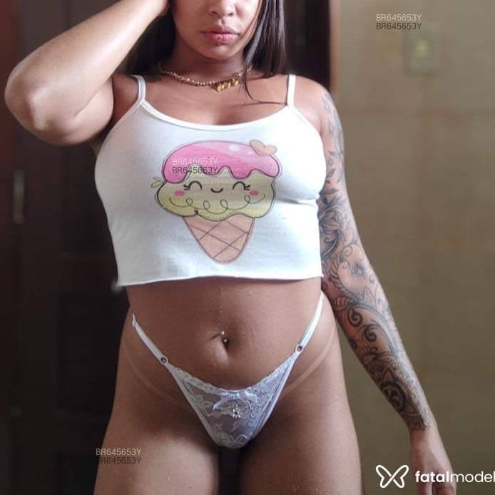 Acompanhante Duda Martins - Feed