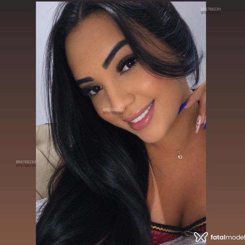 Acompanhante Mirella Garcia - Feed