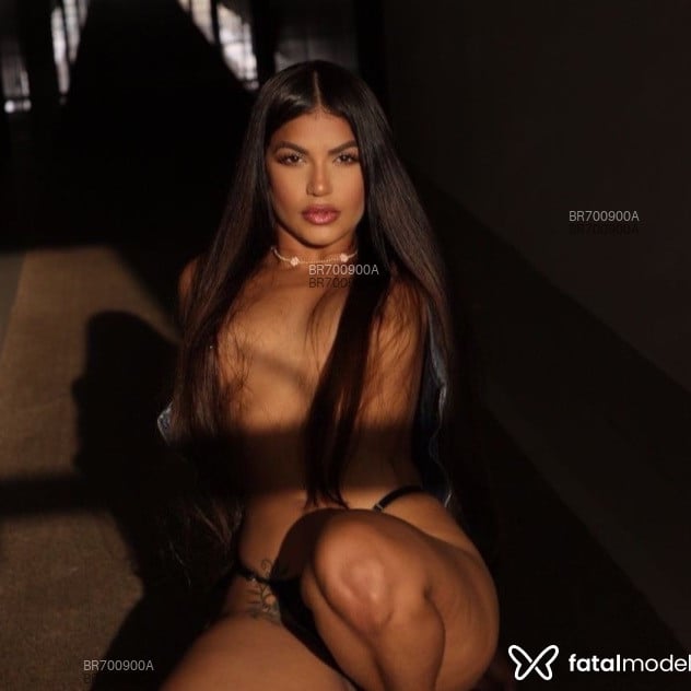 Acompanhante Ayla - Feed