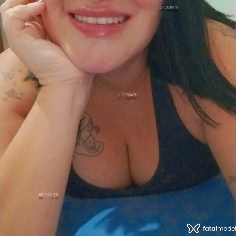 Acompanhante LÍVIA - Feed