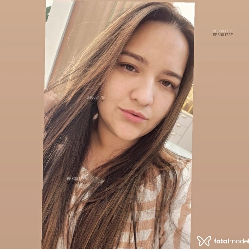 Acompanhante Gabbi Millan - Feed