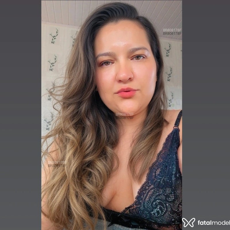 Acompanhante Gabbi Millan - Feed