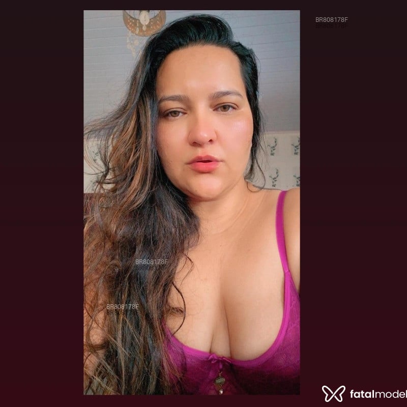 Acompanhante Gabbi Millan - Feed