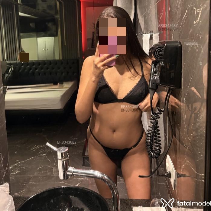 Acompanhante Júlia Lins - Feed