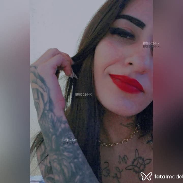 Acompanhante Juulia Ferraz - Feed